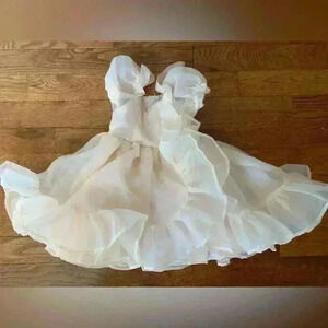 Kids' Waterfall Ruffle Organza Party Dress
Habitual Kids. SZ 4.